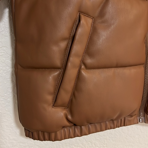 Faux Leather Brown Puffer Medium - Picture 2 of 5